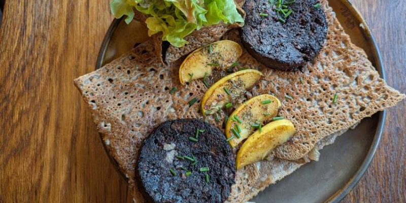 21 Martorell Creperie