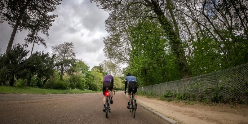 Bois de Boulogne — la grande forêt à deux roues
