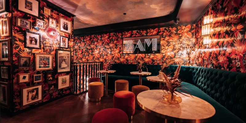 BAM Karaoke Box Madeleine — à proximité de l'Hôtel R de Paris