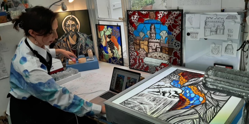 Atelier vitrail Edith Théret — à proximité de l'Hôtel R de Paris