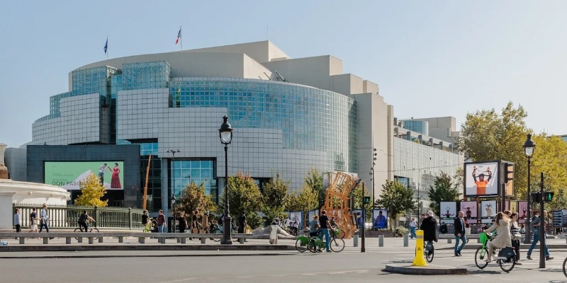 Opéra Bastille — à proximité de l'Hôtel R de Paris