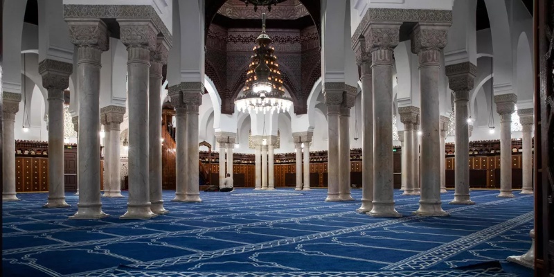 Grande Mosquée de Paris — à proximité de l'Hôtel R de Paris